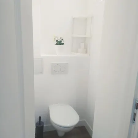 Beach Ac 1 Min Walking From The Sea - Freshly Renovated Nizza