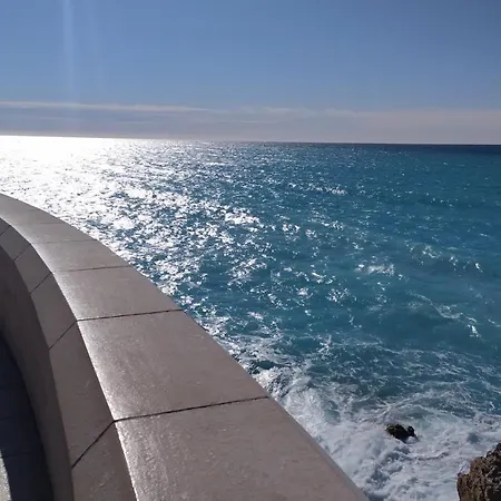 Beach Ac 1 Min Walking From The Sea - Freshly Renovated * Nizza