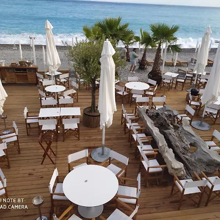 Beach Ac 1 Min Walking From The Sea - Freshly Renovated